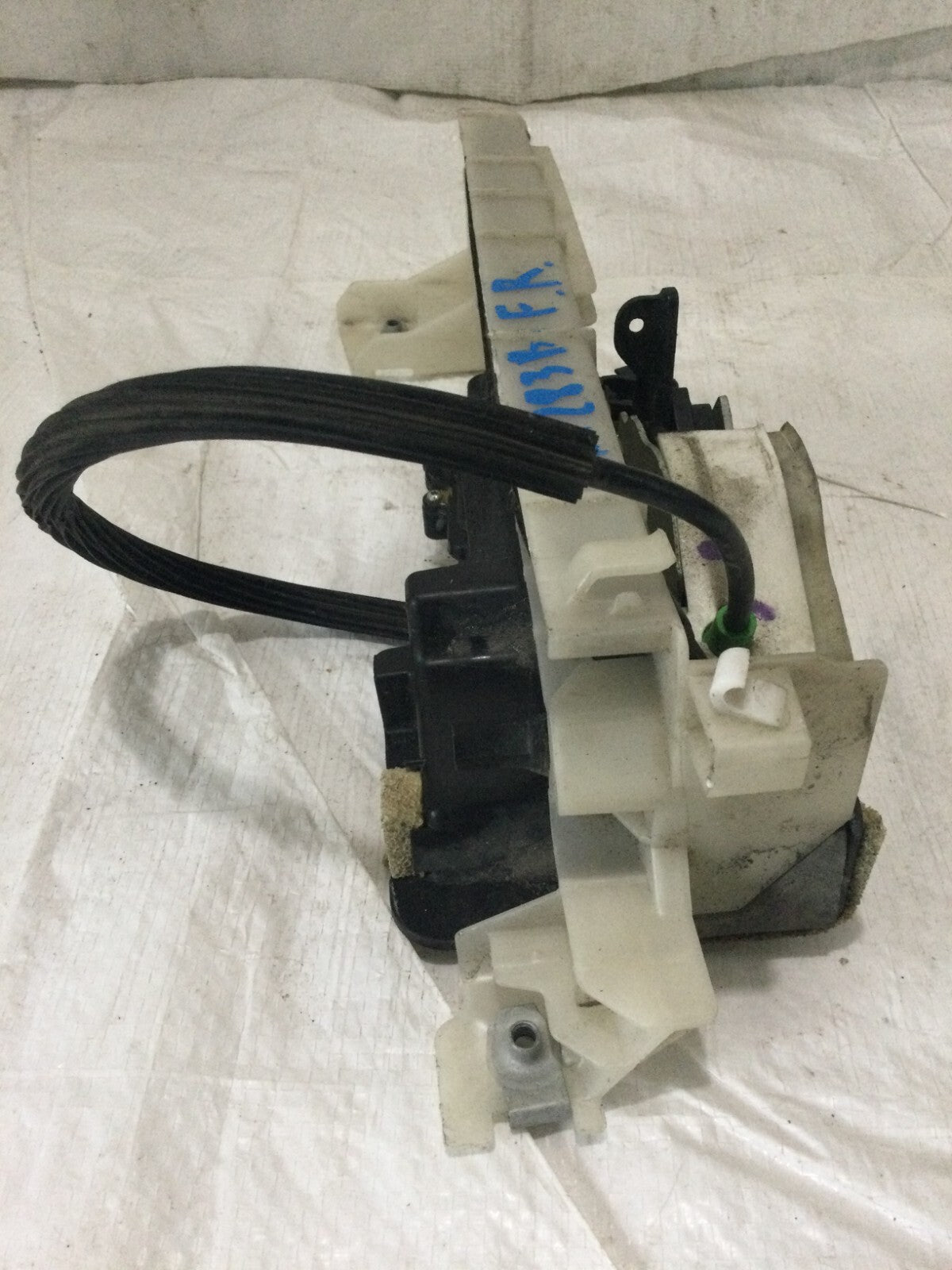 2019 Ford F150 F-150 Front Right Passenger Door Lock Actuator FL34-15219A64-BM