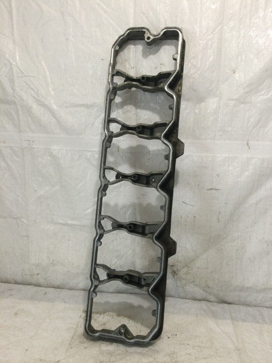 2010 Dodge Ram 3500 Valve Cover Rise plate Rocker Housing 3975944  OEM