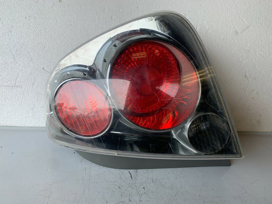 2006 Nissan Altima Tail Light Lamp Rear Right Passenger Side OEM RH