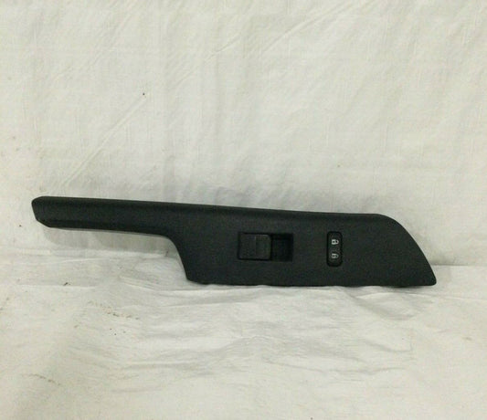 2009-2013 Toyota Matrix Front Right Passenger Window Control Switch 7423102670 