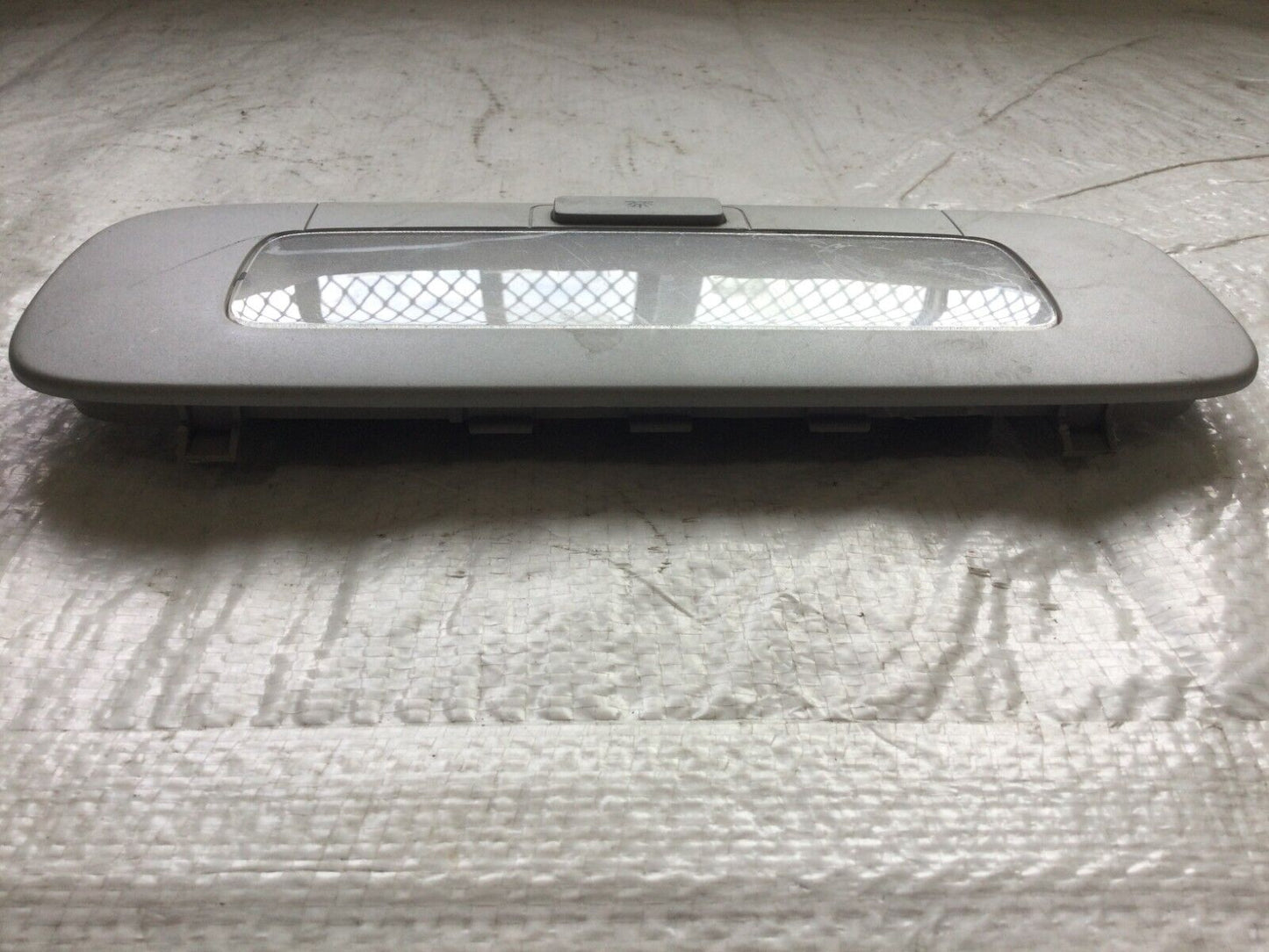 2006 Volkswagen Jetta Rear Overhead Dome Reading Light Lamp 1K0947291