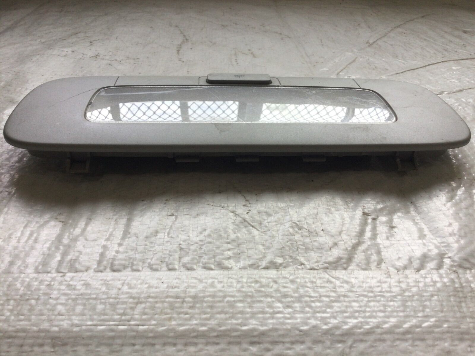 2006 Volkswagen Jetta Rear Overhead Dome Reading Light Lamp 1K0947291