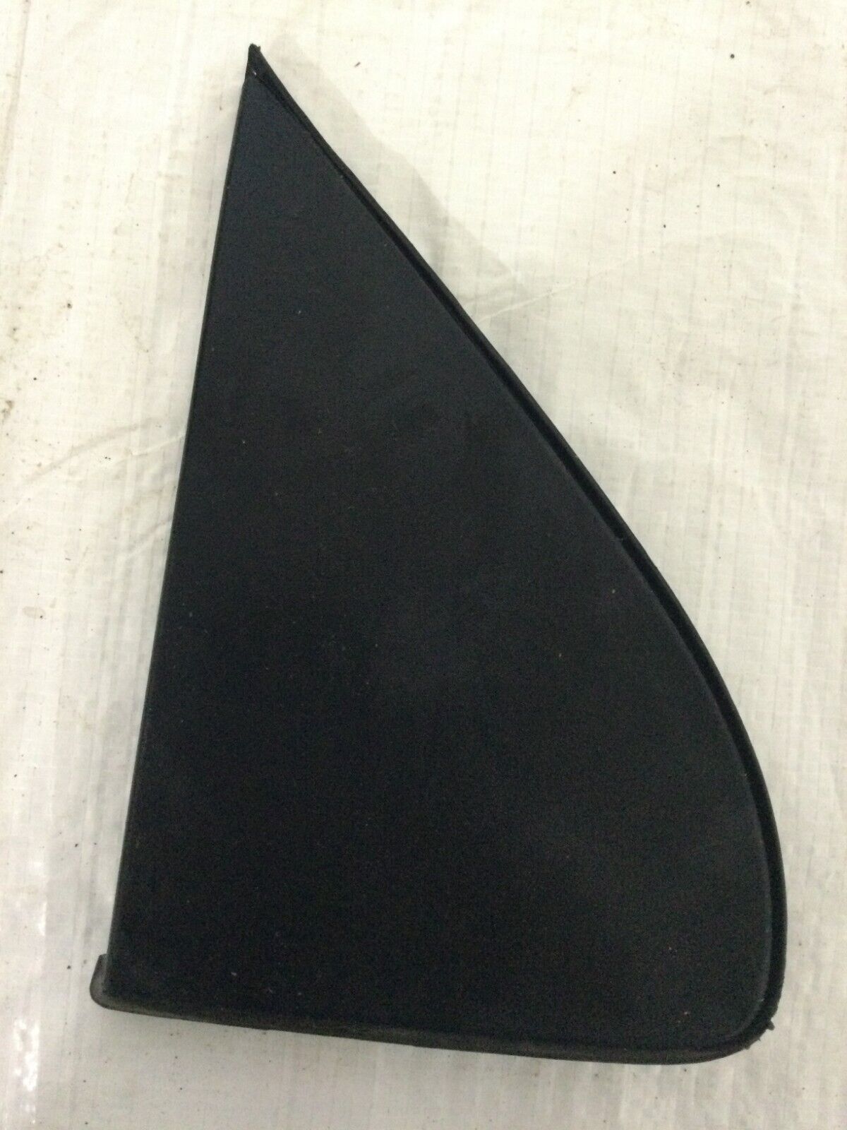 2019-2023 Chevrolet Silverado 1500 Black Door Right Corner Molding OEM