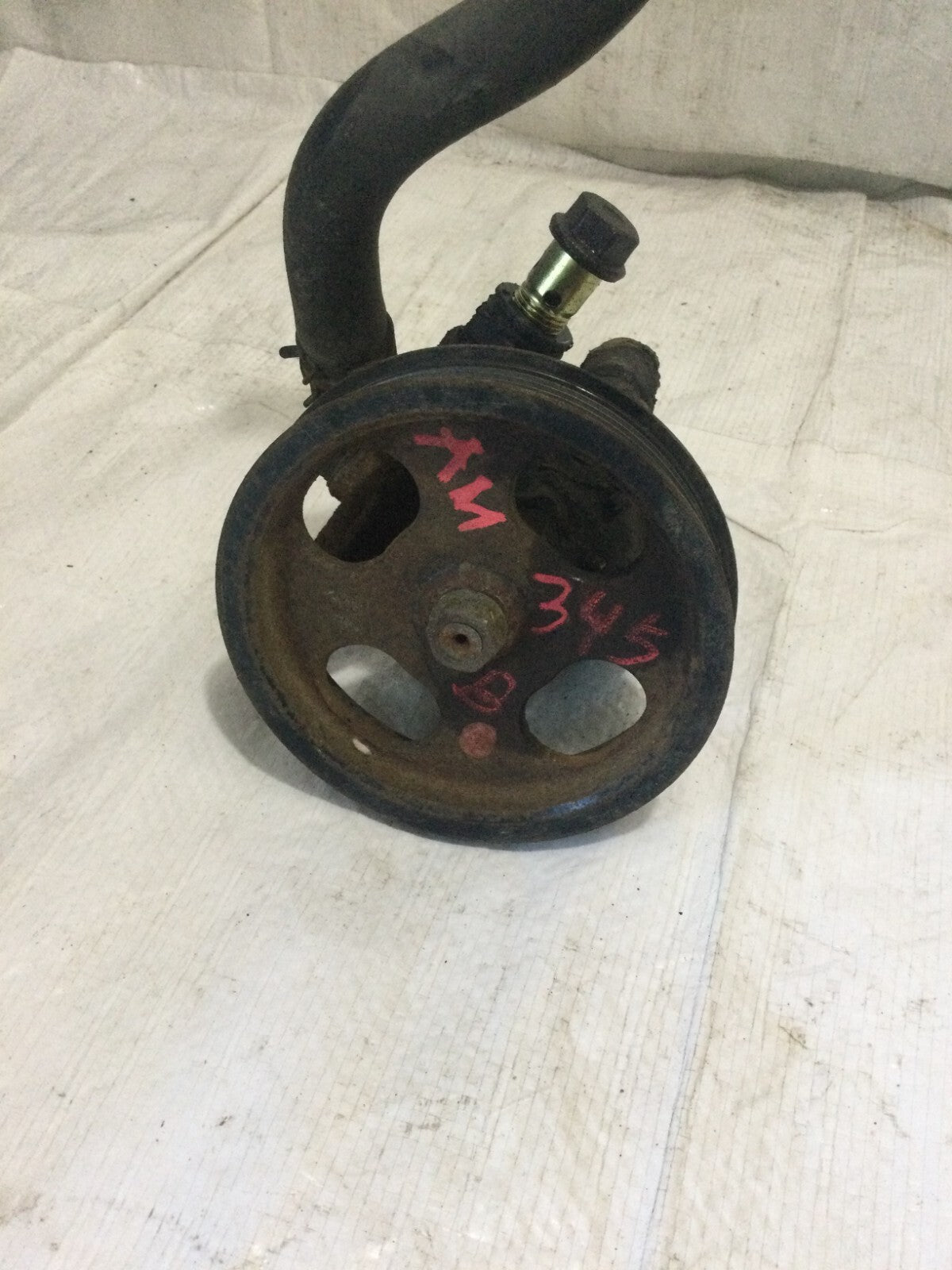 2005 Toyota 4Runner Power Steering Pump OEM 4.7L V8