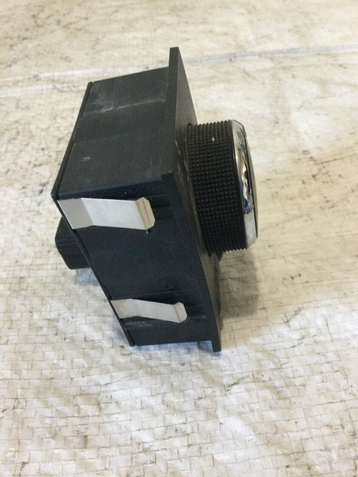 2018 RAM 1500  Dash Head Light Switch  68269910AA OEM