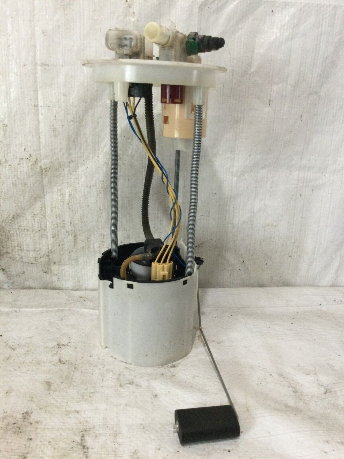 2019 Chevrolet Silverado 1500 Fuel Pump Assembly   812751138 OEM