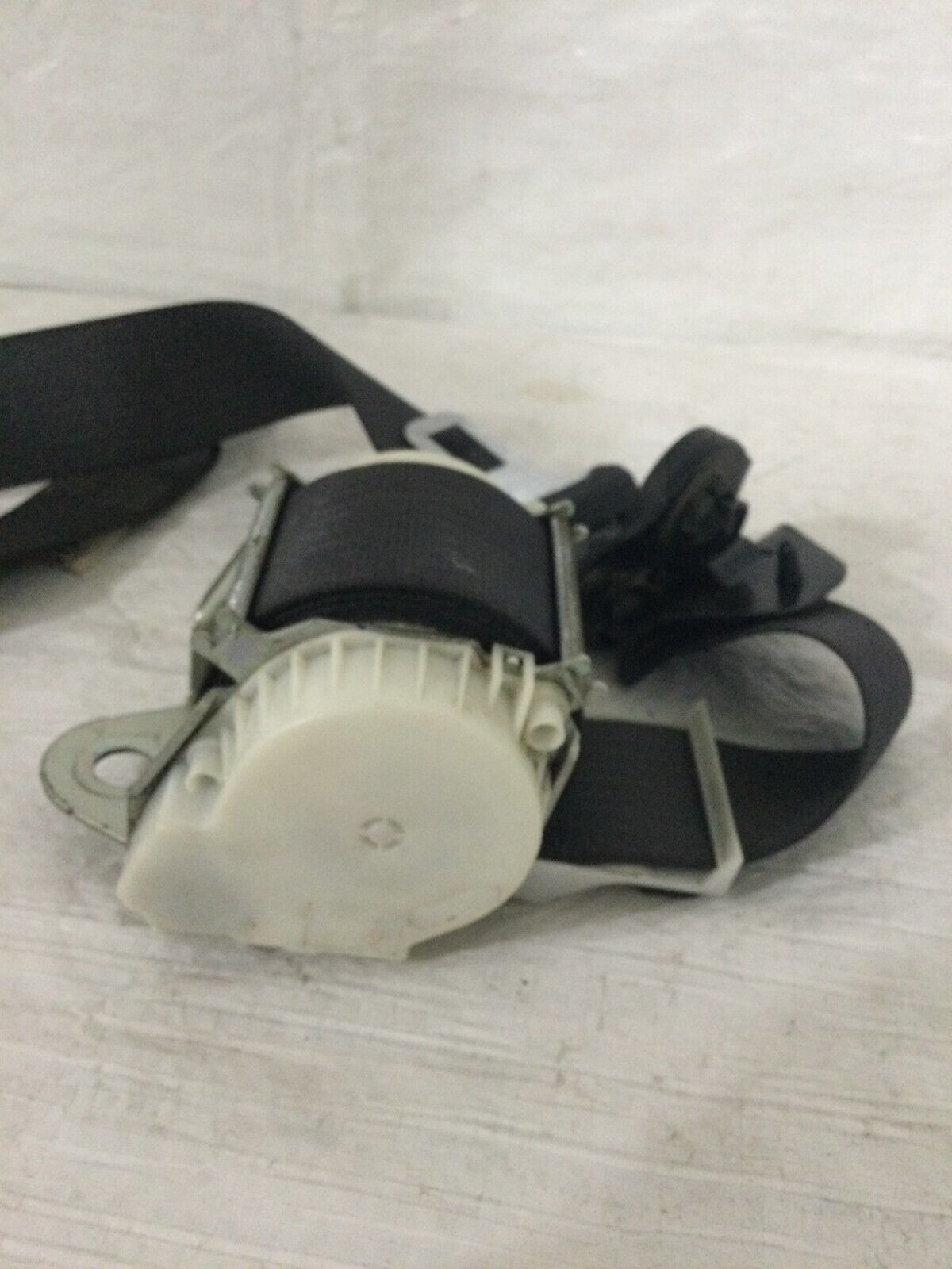 2007 GMC Sierra 1500 Rear Left Seat Belt OEM 15890417
