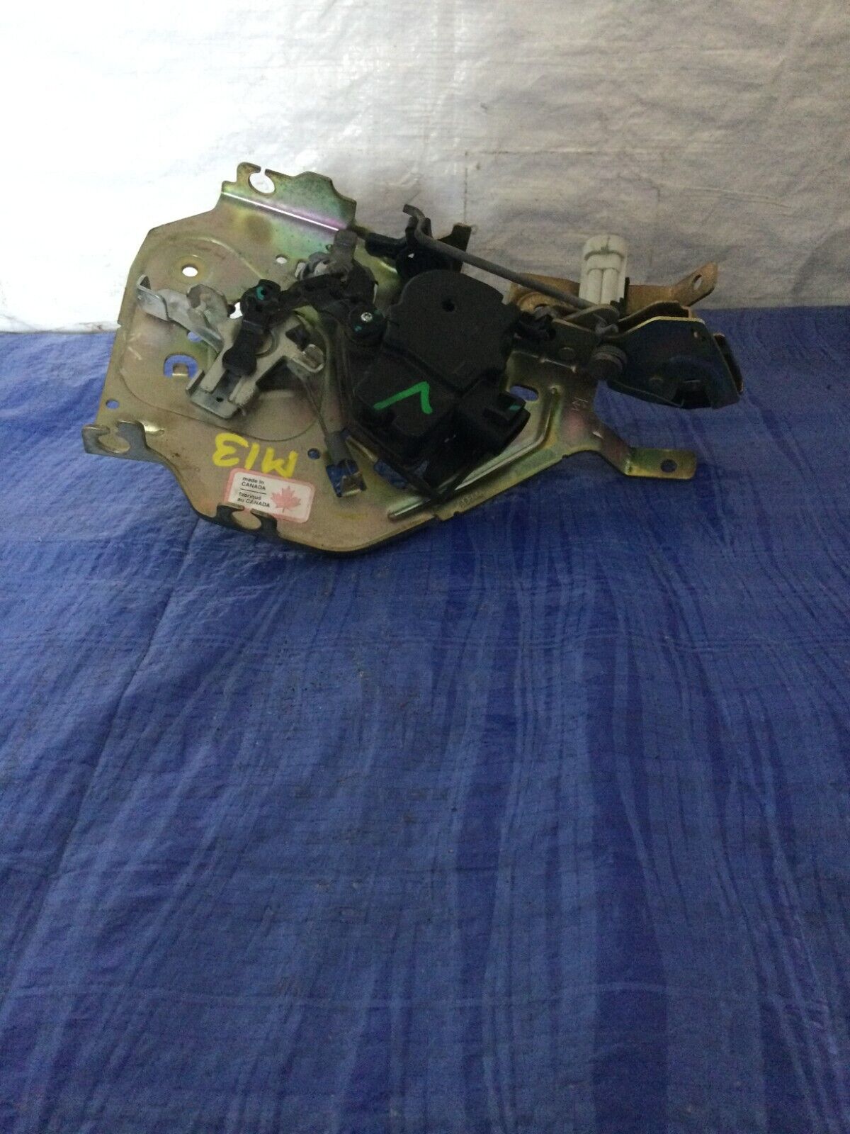 2006 Cadillac Escalade Tailgate Lift Motor OEM
