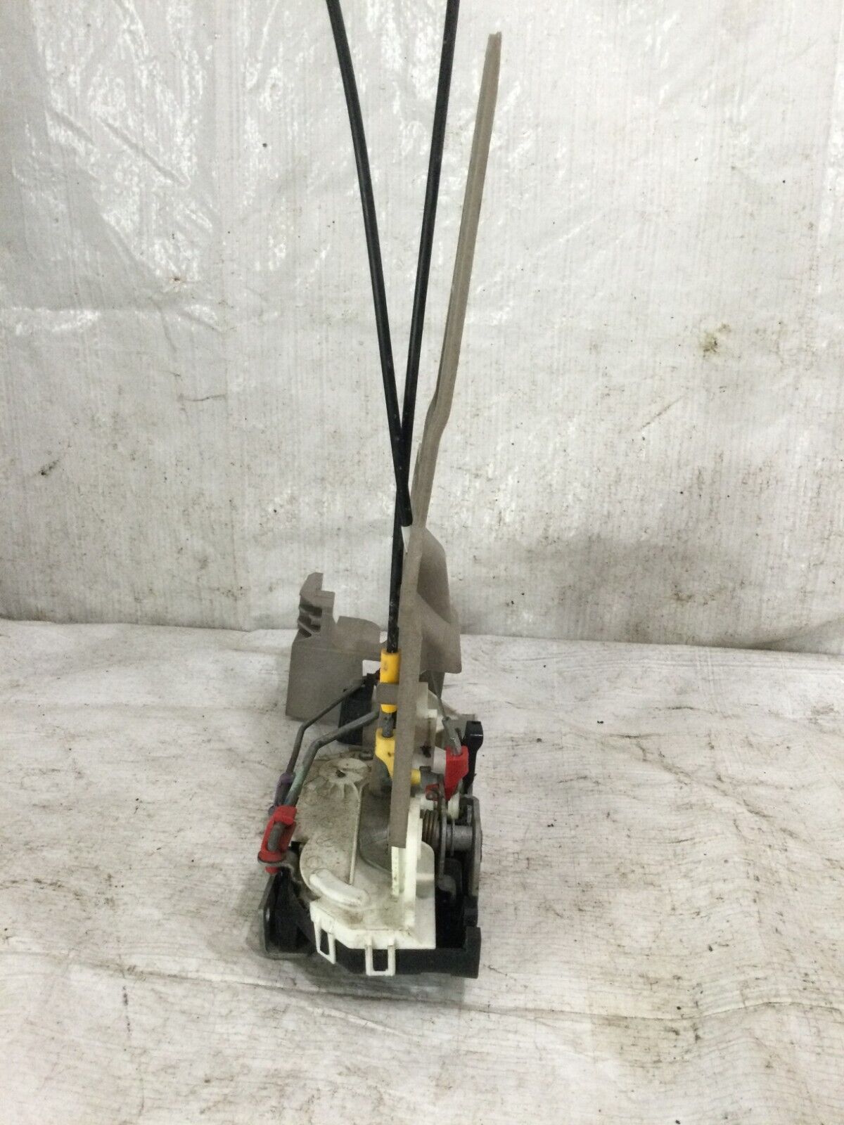 2017 Jeep Wrangler Passenger Right Front Door Latch Power Lock OEM