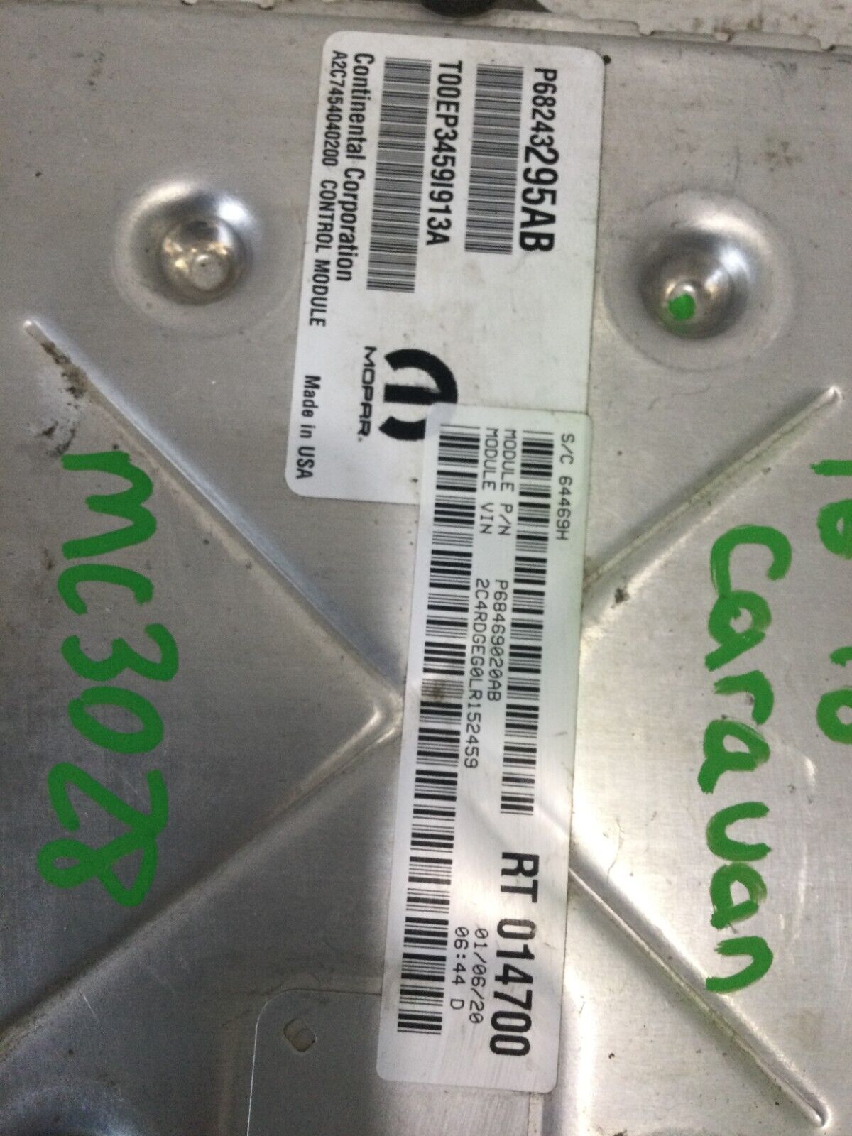 2018 Dodge Grand Caravan Engine Control module unit P68243295AB OEM