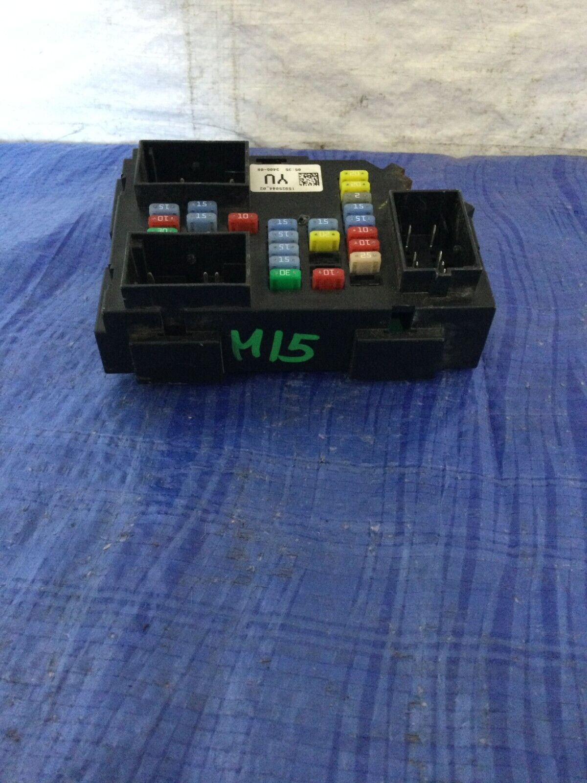 2007-2009 Cadillac Escalade ESV Cabin Fuse Box  15925044 OEM