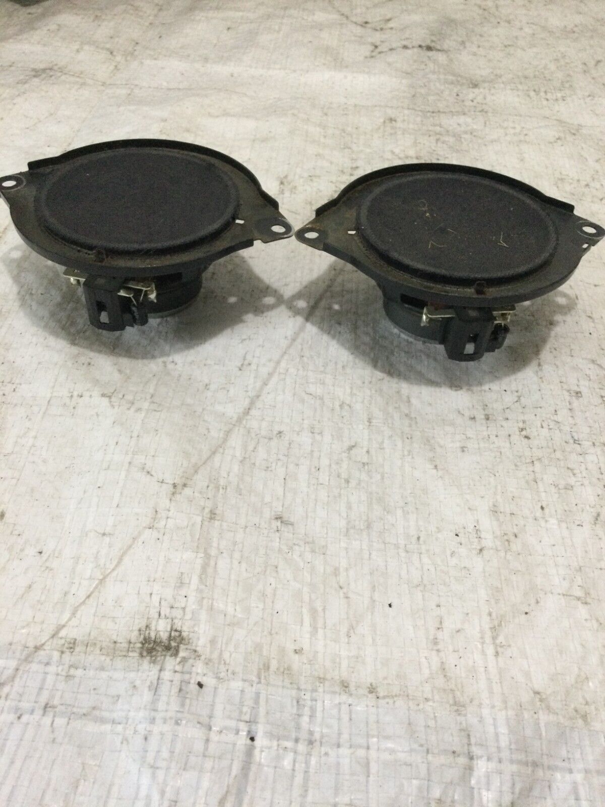 2018 RAM 1500 Front Left Right Door Speaker 05059062AA OEM