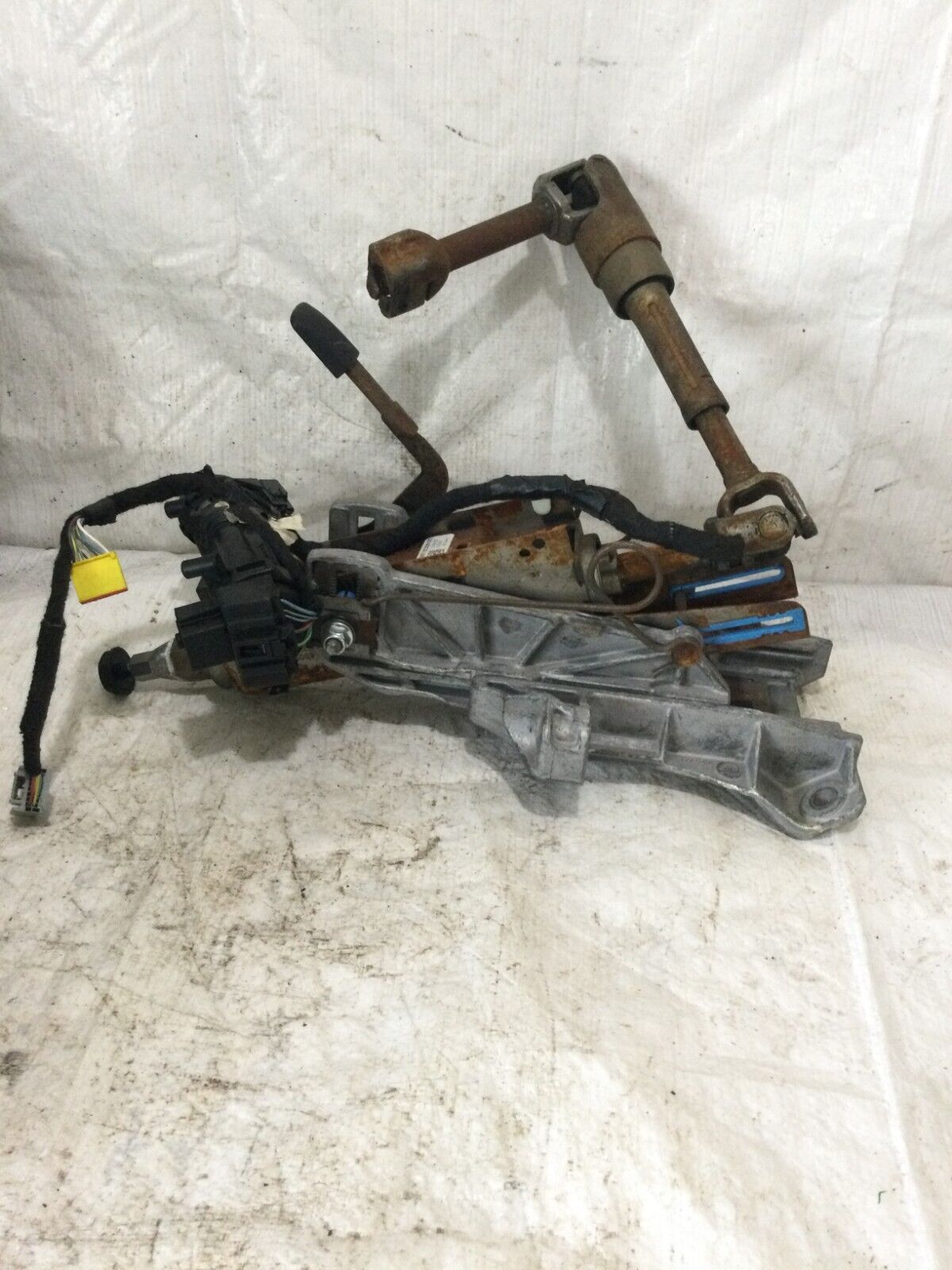 2017-2019 Ford Escape Steering Column Assembly OEM