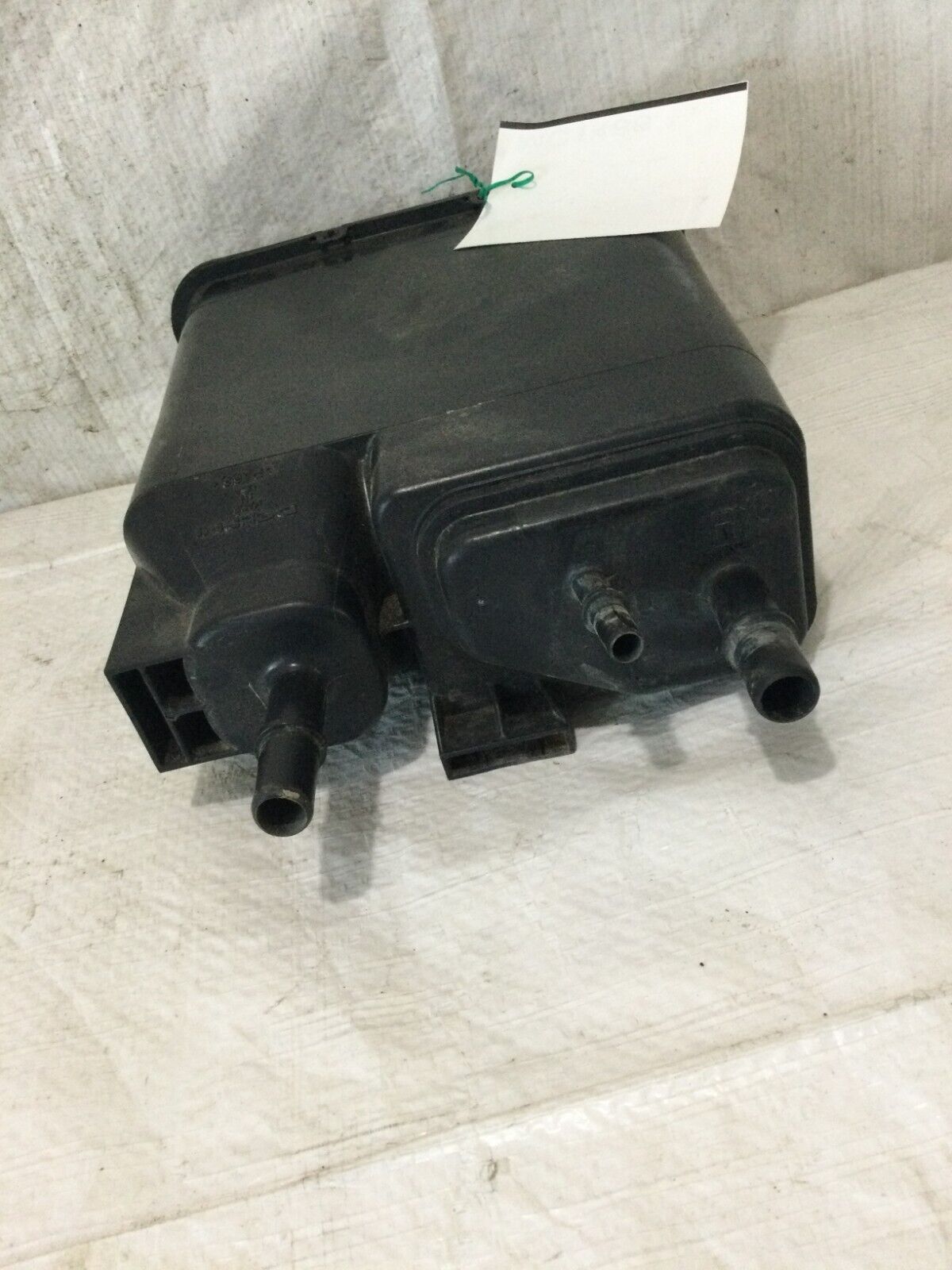 2007 Chevrolet  Silverado 2500  Evaporator Canister  OEM
