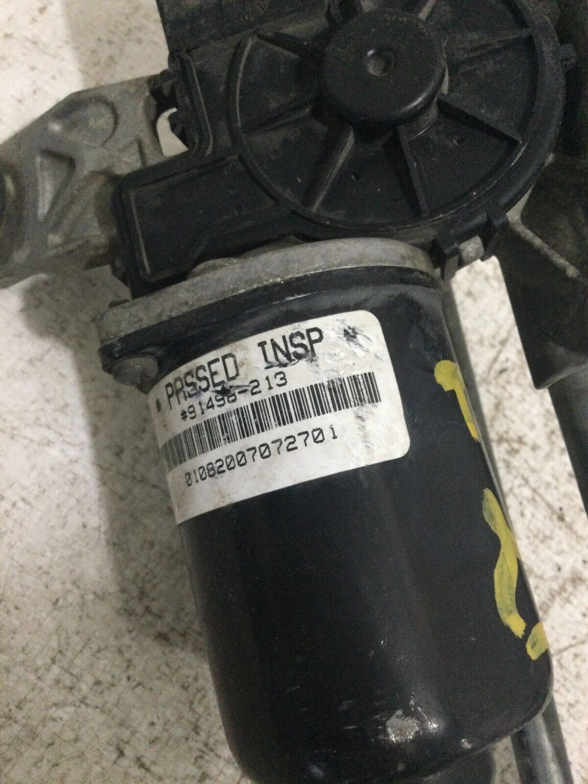 2007 Dodge Ram 3500 Front Wiper Motor W/ Linkage OEM 6.7L Diesel