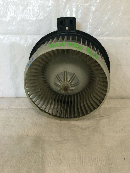 2004 Honda Accord Sedan A/C Heater Blower Motor OEM