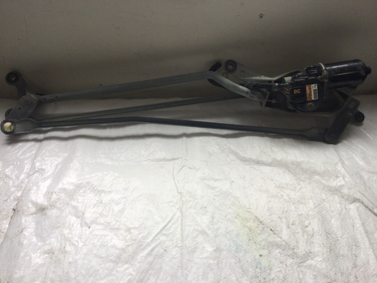 2005 Ford F-350SD Front Wiper Motor W/ Linkage Assembly OEM