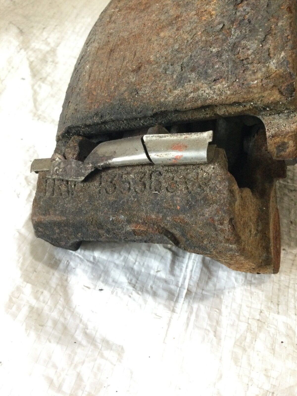 2004-2006 Dodge  Ram 1500 Rear Right Brake  Caliper OEM