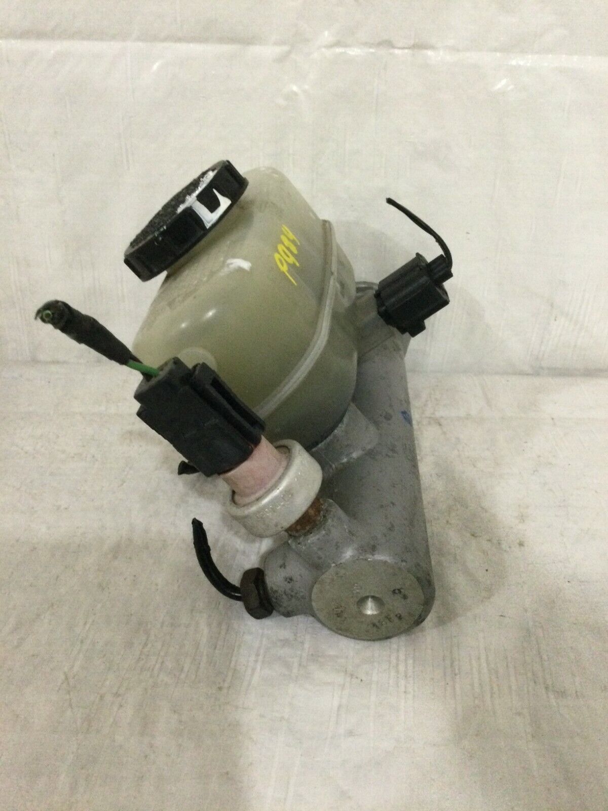 2002 Ford F-150 Power Brake Booster Master Cylinder W/ Reservoir OEM