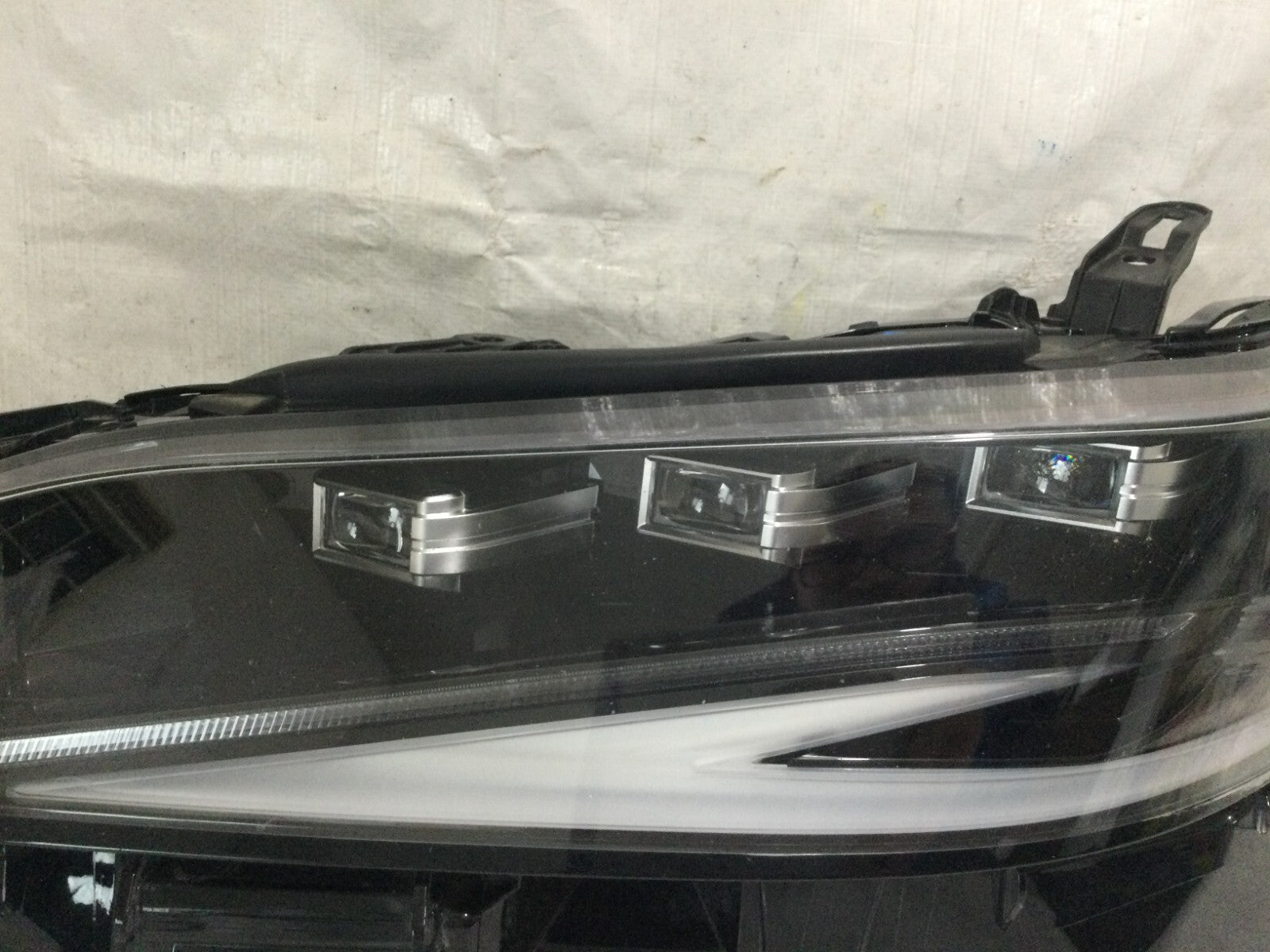 2019-2023 Lexus ES350 Headlight Triple Beam LED Left Driver Side OEM LH