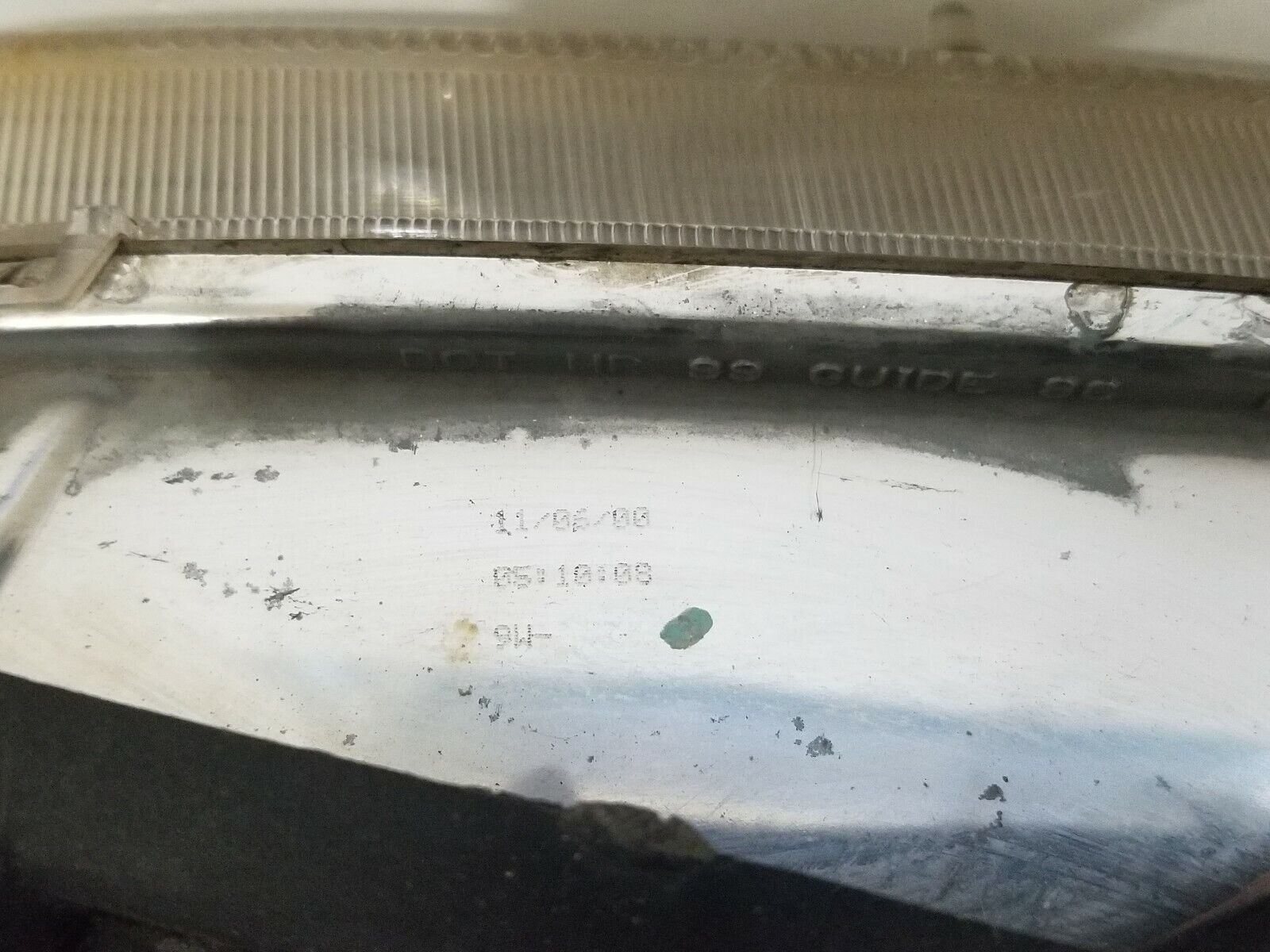 Driver Left Head light Headlamp OEM 99 00 01 02 Chevy Silverado 1500 