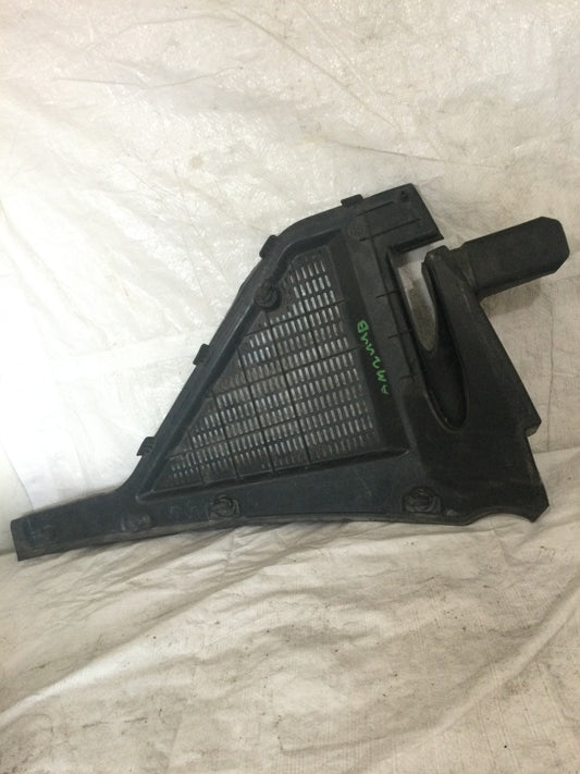 2011 BMW X5 4.4L Left Air Duct Panel Cover OEM 10834110