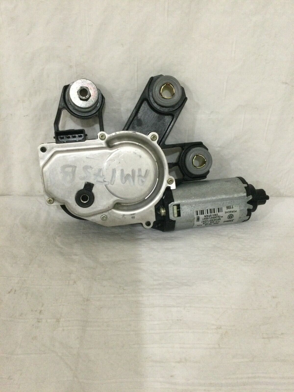 2004-2007 Volkswagen Touareg  Rear Tailgate Glass Wiper Motor 7L0955712B OEM
