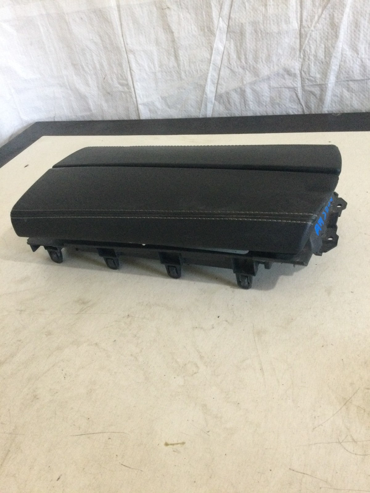 2024 Nissan Rogue 1.5L Center Arm Rest OEM