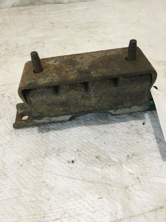 2009 Chevrolet Tahoe  Transmission Mount  OEM