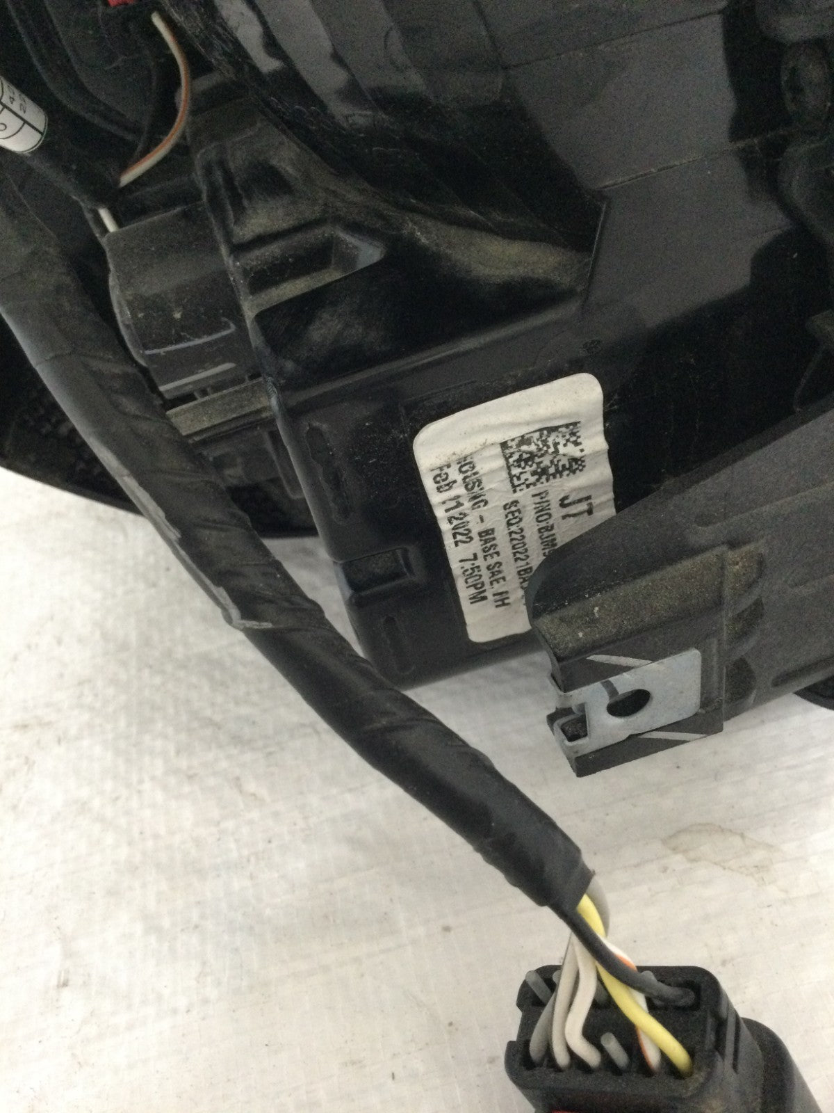 2020-2025 Jeep Gladiator Right Passenger Side Tail Light OEM