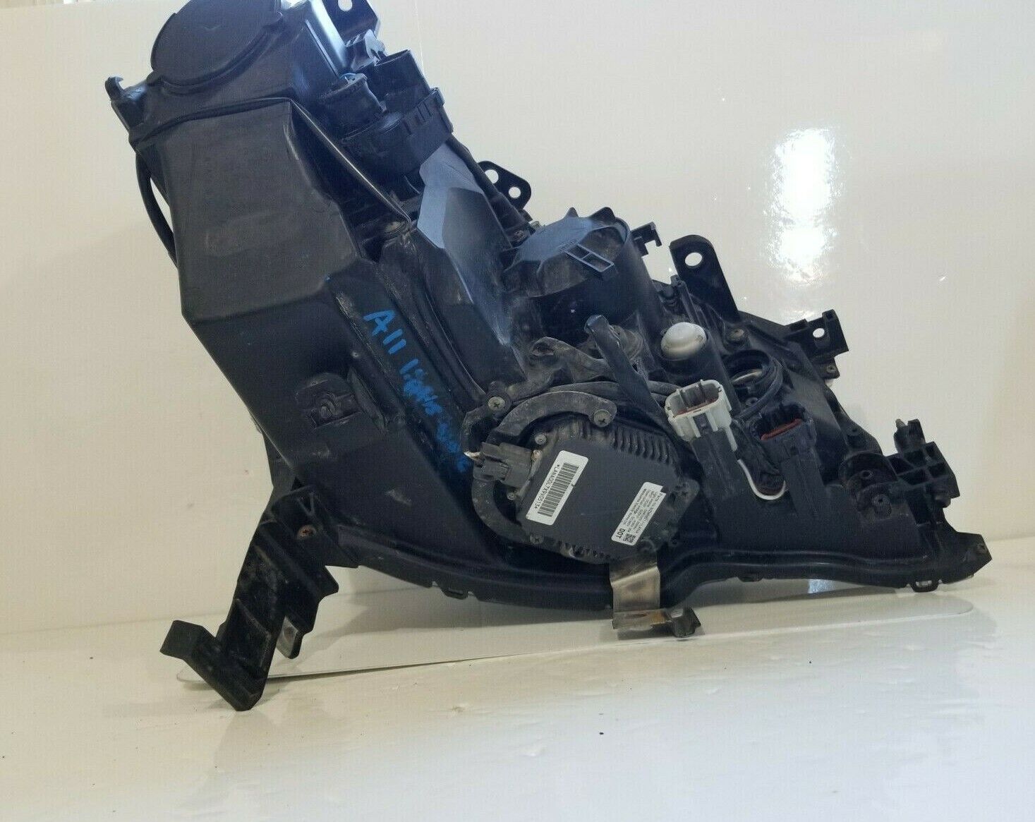 2006 Infiniti M45 Xenon HID Adaptive Headlight Left Driver Side OEM