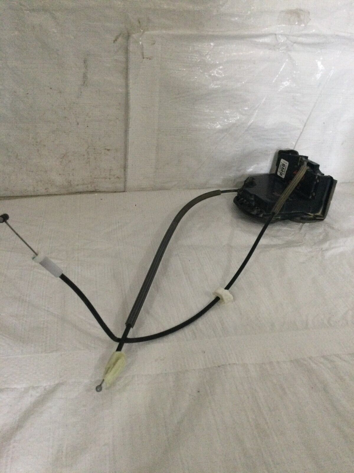 2019-2022 Chevrolet Silverado 1500 Front Right Door Lock Latch OEM 13533615