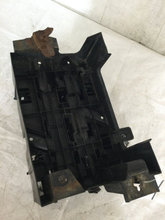 2008 GMC Yukon Engine Fuse Box Bracket OEM