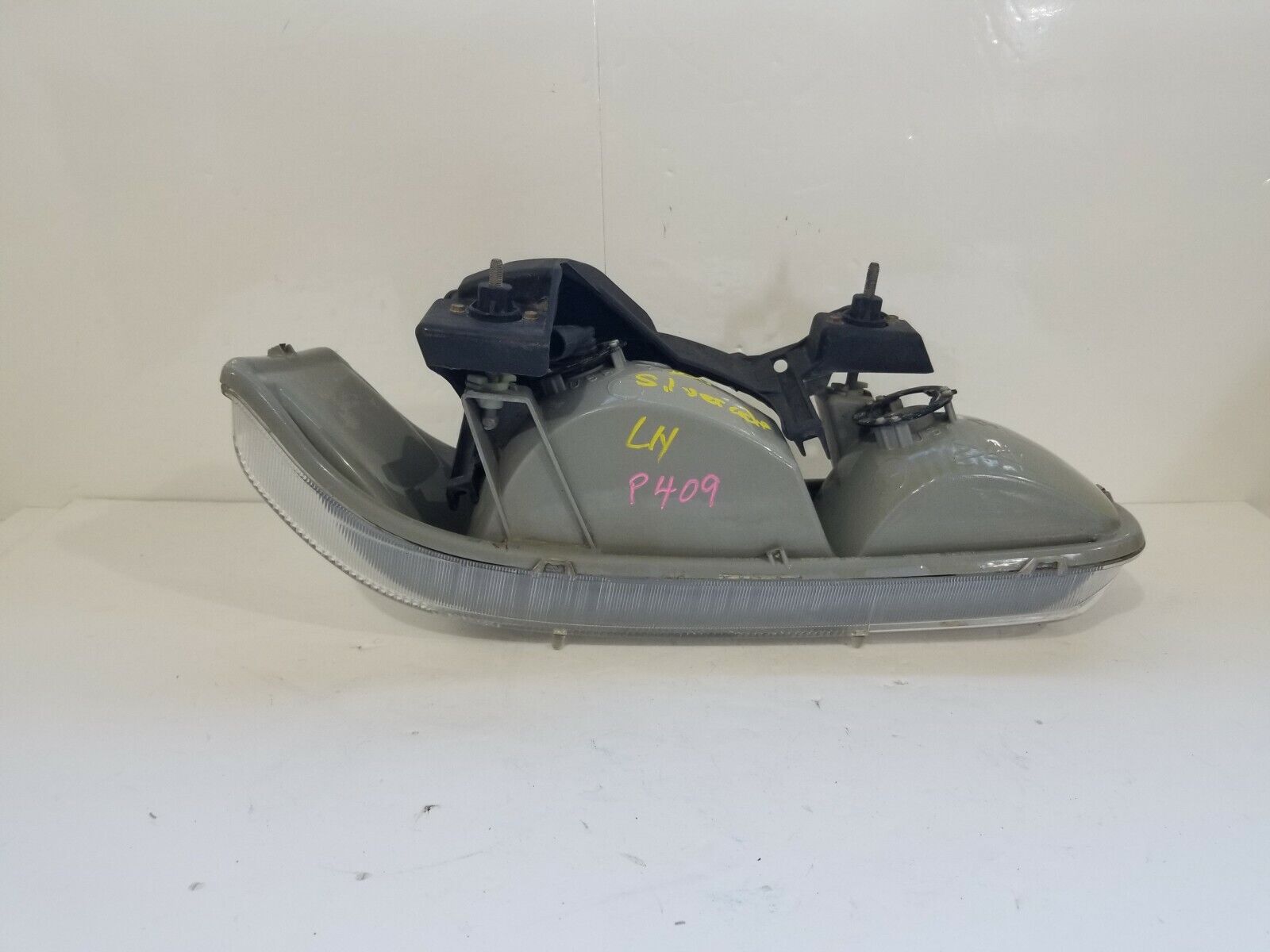 2000 Chevrolet Silverado 1500 Headlight Lamp Assembly Left Driver Side LH OEM