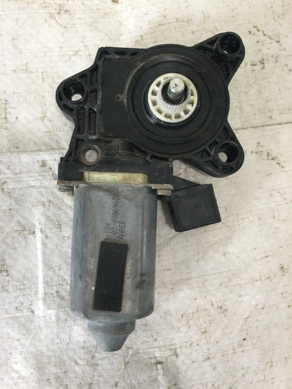 2004 Mercedes Benz S430 Front Left Power Window Motor OEM