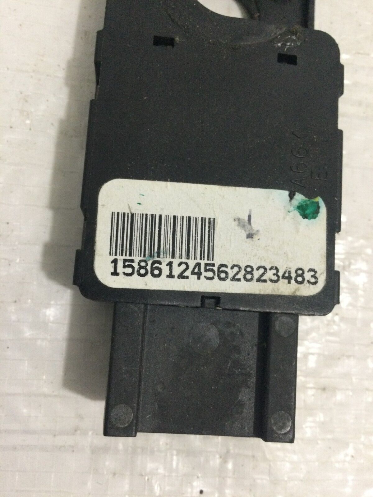 2007-2010  Cadillac Escalade ESV  Brake Light Switch 15861245 OEM