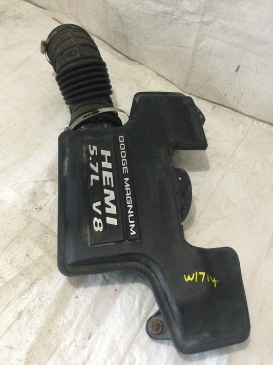 2003 Dodge Ram 1500 5.7L Throttle Body Air Intake/Resonator 53032463AB OEM