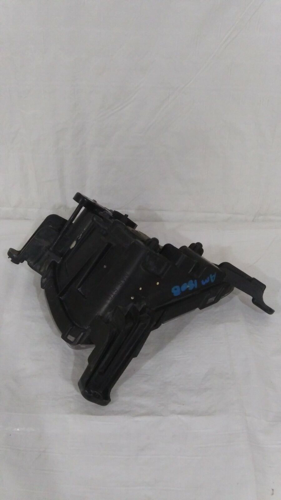 2016-2017 Kia Sorento Halogen Fog Light Left Driver Side OEM 