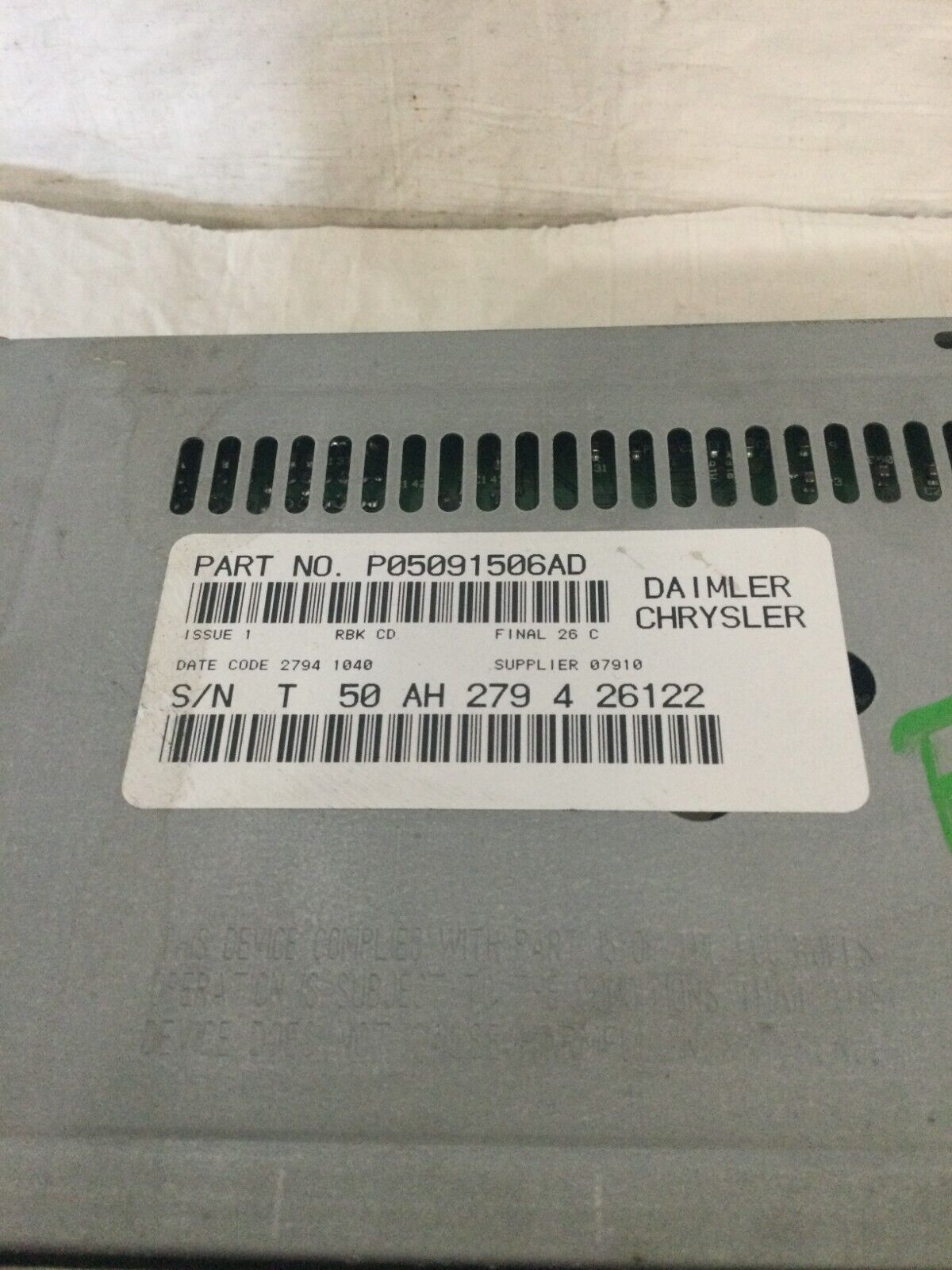 2002-2005 Dodge Ram 1500 Audio Radio Stereo Unit AM FM CD Player 05091506AD