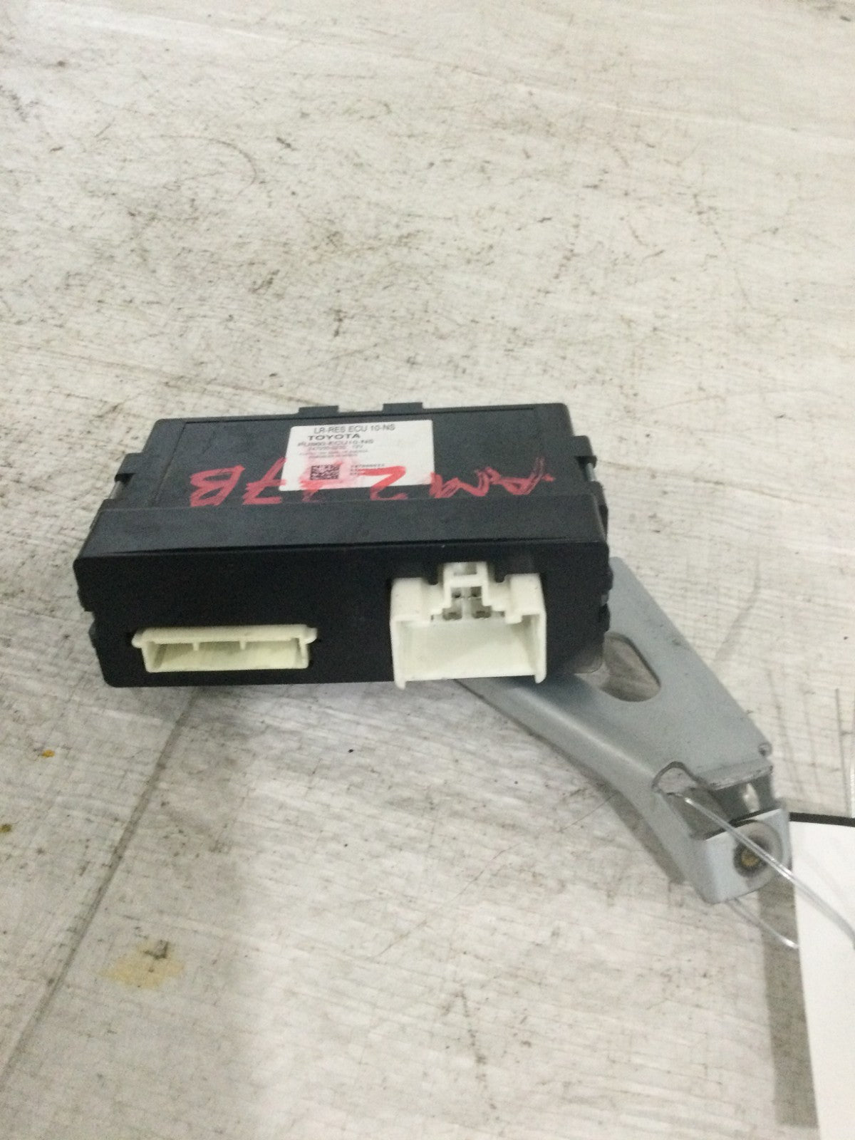 2017 Toyota Corolla Remote Start Control Module OEM PU860-ECU10-NS