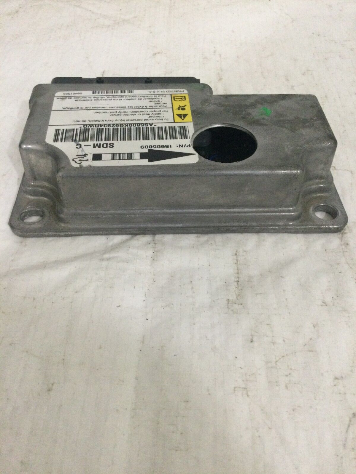 2007 GMC Yukon SRS Control Module 15905809 OEM