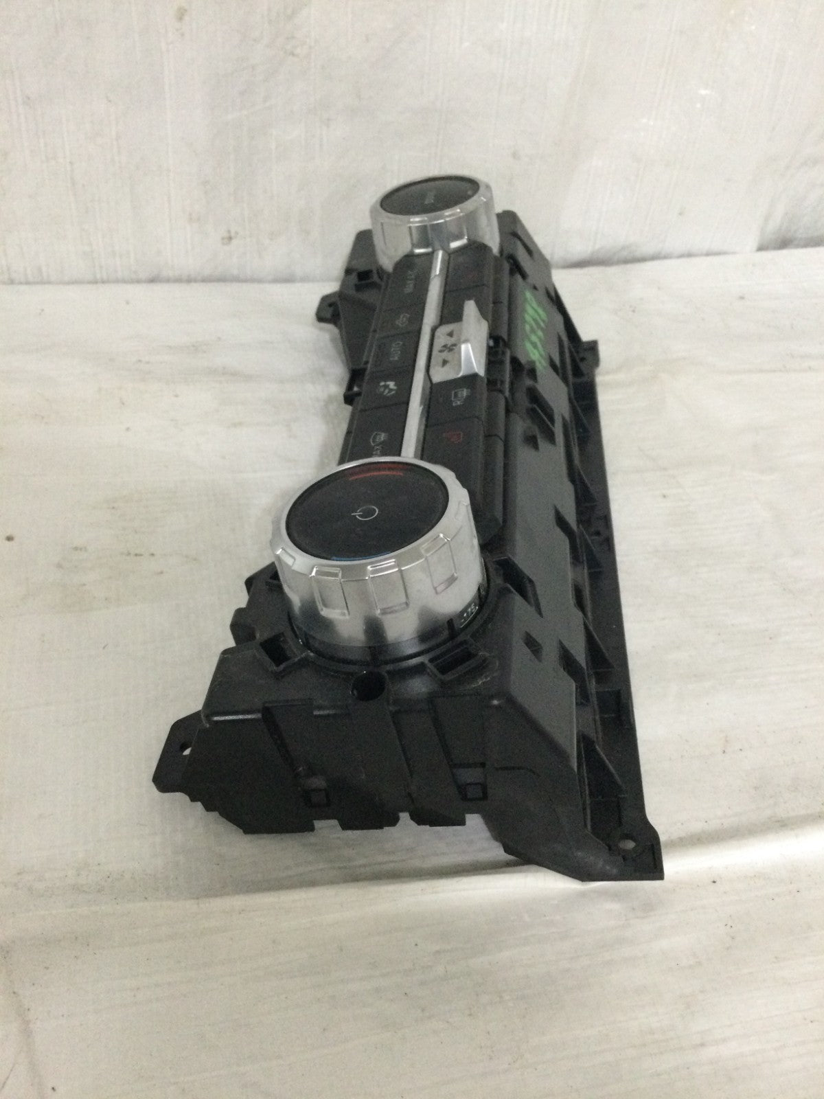 2023 Ford F-150 5.0L Heater and Air Conditioning Control OEM NL3T-18C612-RB