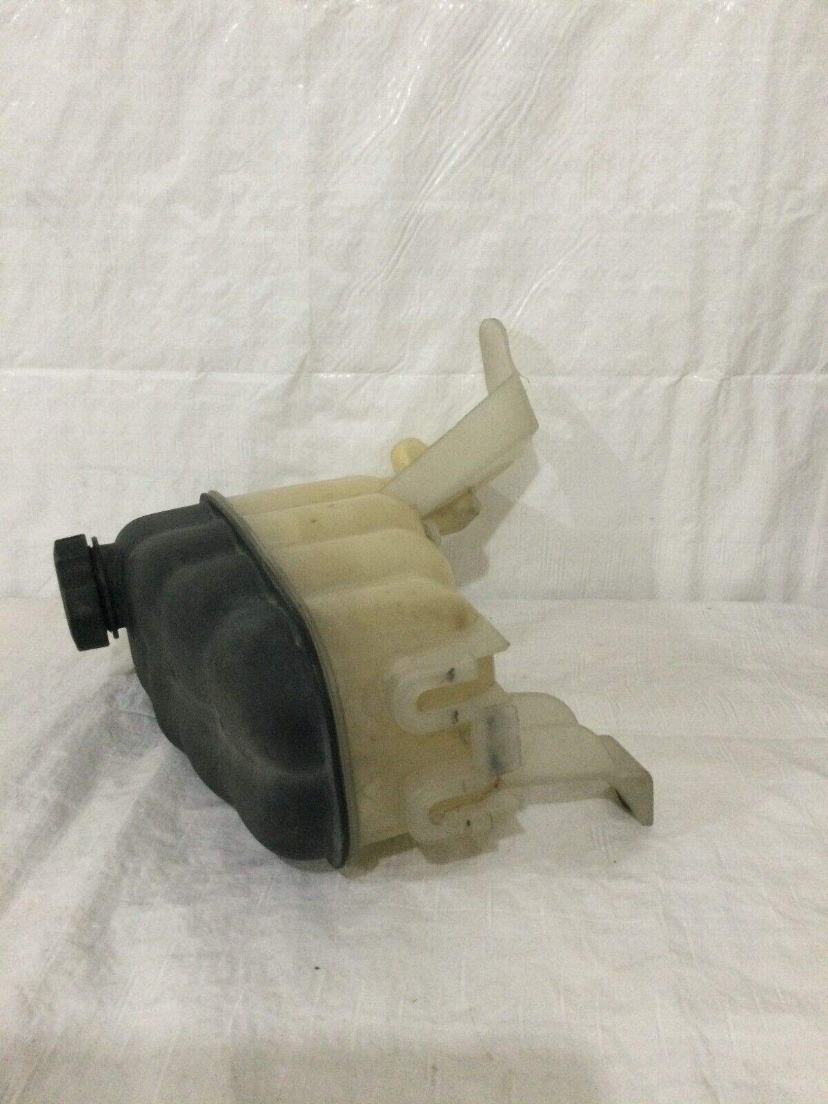 2007 GMC Yukon Coolant Recovery Bottle OEM 5.3L