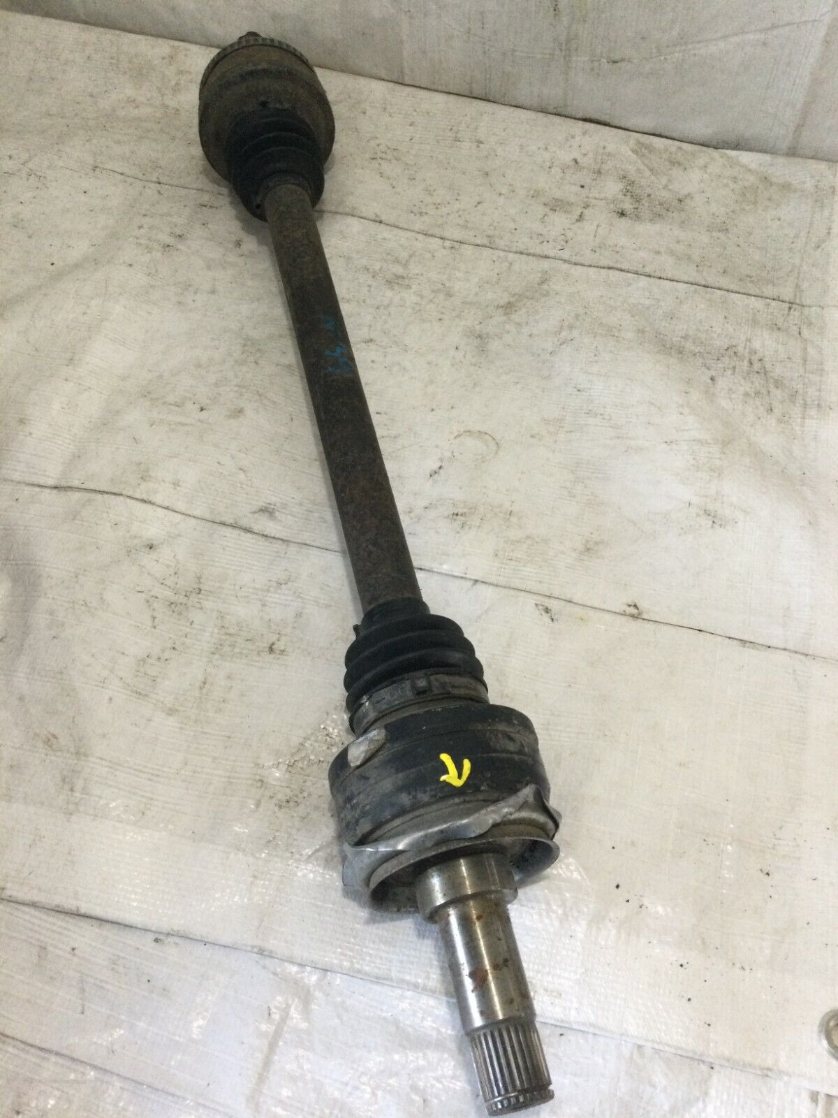 2004 Mercedes Benz S-430 Rear Right RWD Axle Shaft OEM ( DAMAGE MARKED )