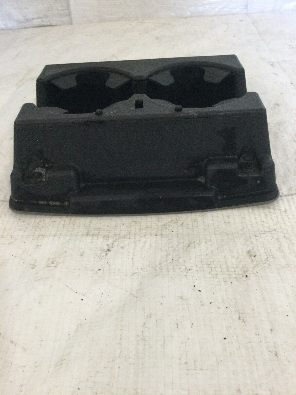 2003-2006 Cadillac Escalade EXT Center Console Cup Holder Insert OEM