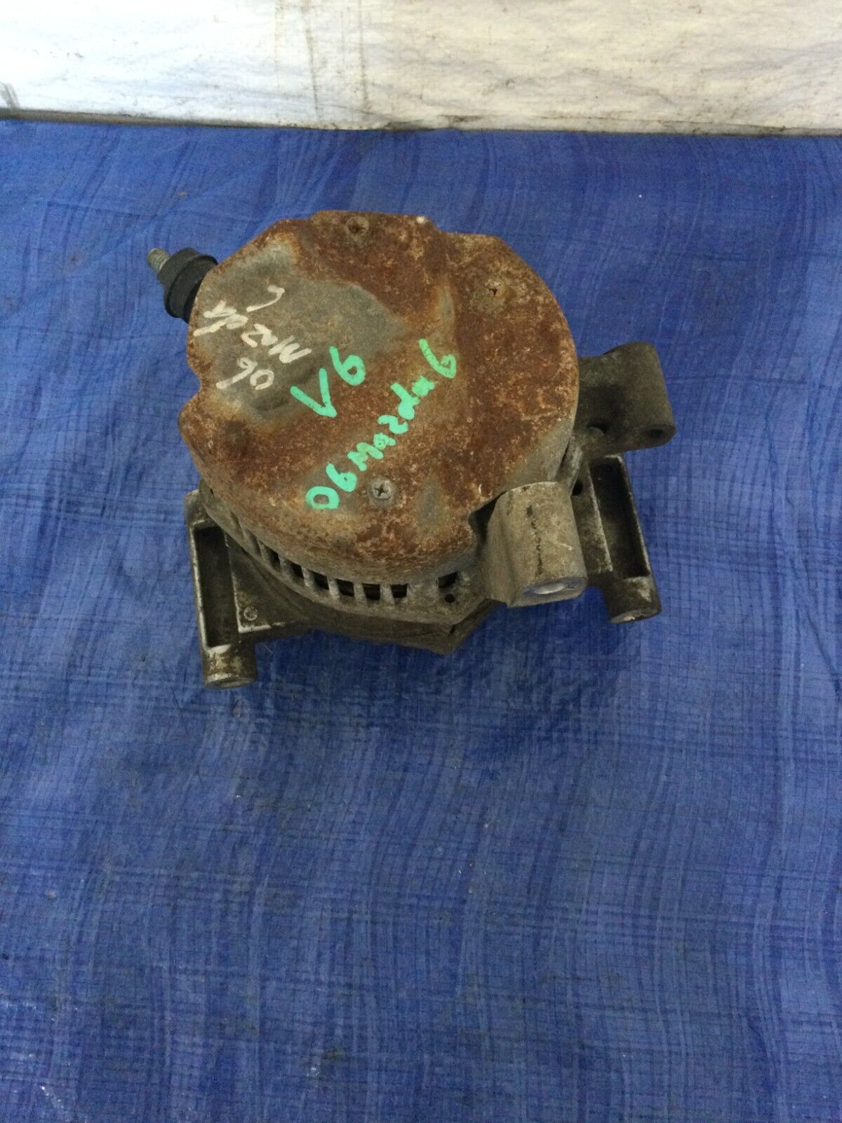 2005 Mazda 6 Alternator Motor OEM 3.0L