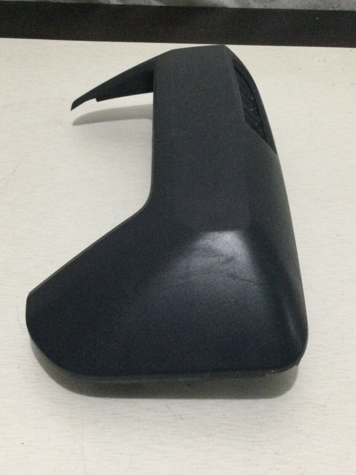 2018 Chevrolet Silverado 1500 Right Vent Panel Trim OEM