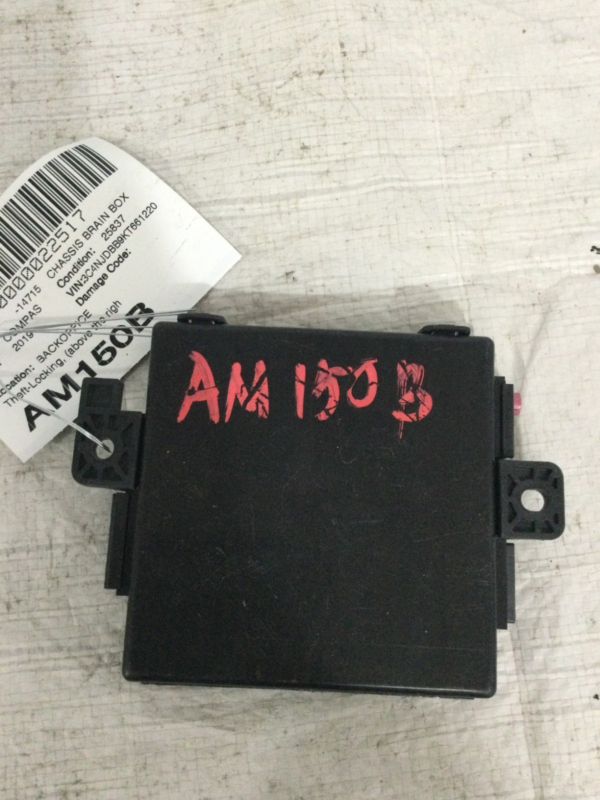 2017-2019 Jeep Compass Keyless Entry Receiver Control Module OEM 68411100AA