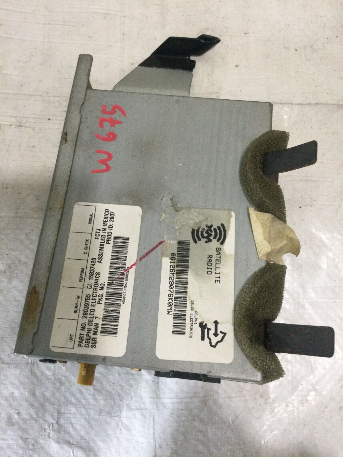 2006-2010 Hummer H3 SatelIite Radio Control Receiver Module OEM  28039755