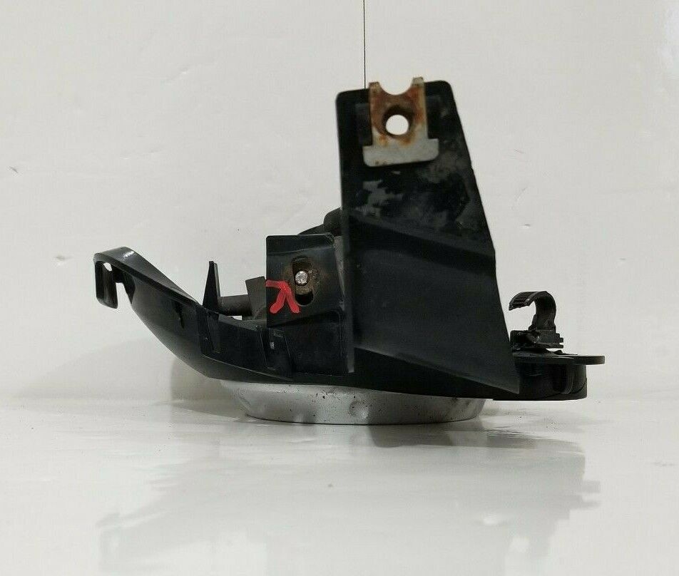 2004-2006 Mazda 3 Fog Light Left Driver Side LH OEM